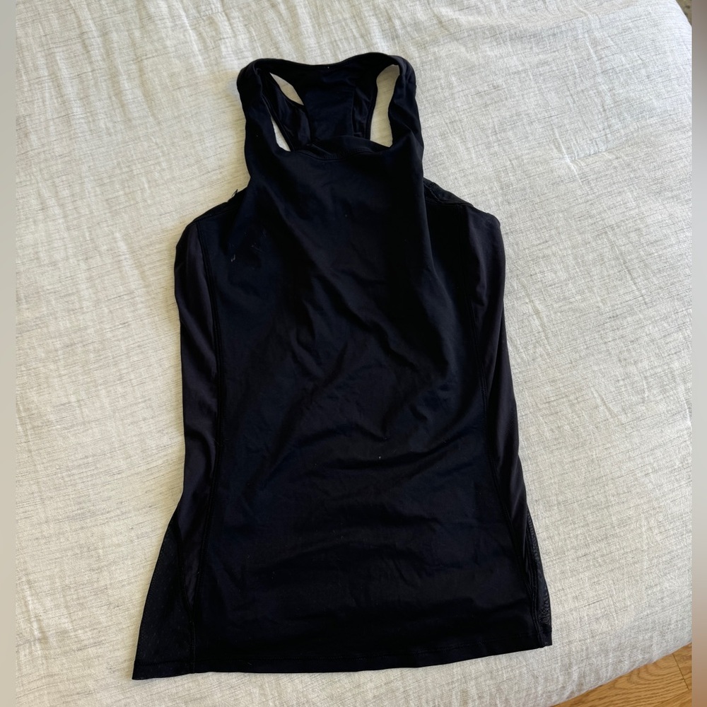 Lululemon racer back tank with mesh back